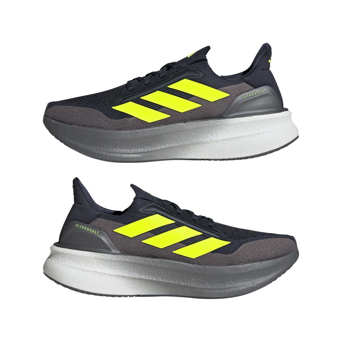 product/a/d/adidas_jh9034_10_footwear_photography_mirrored_pair_view_white-nw091625.jpg