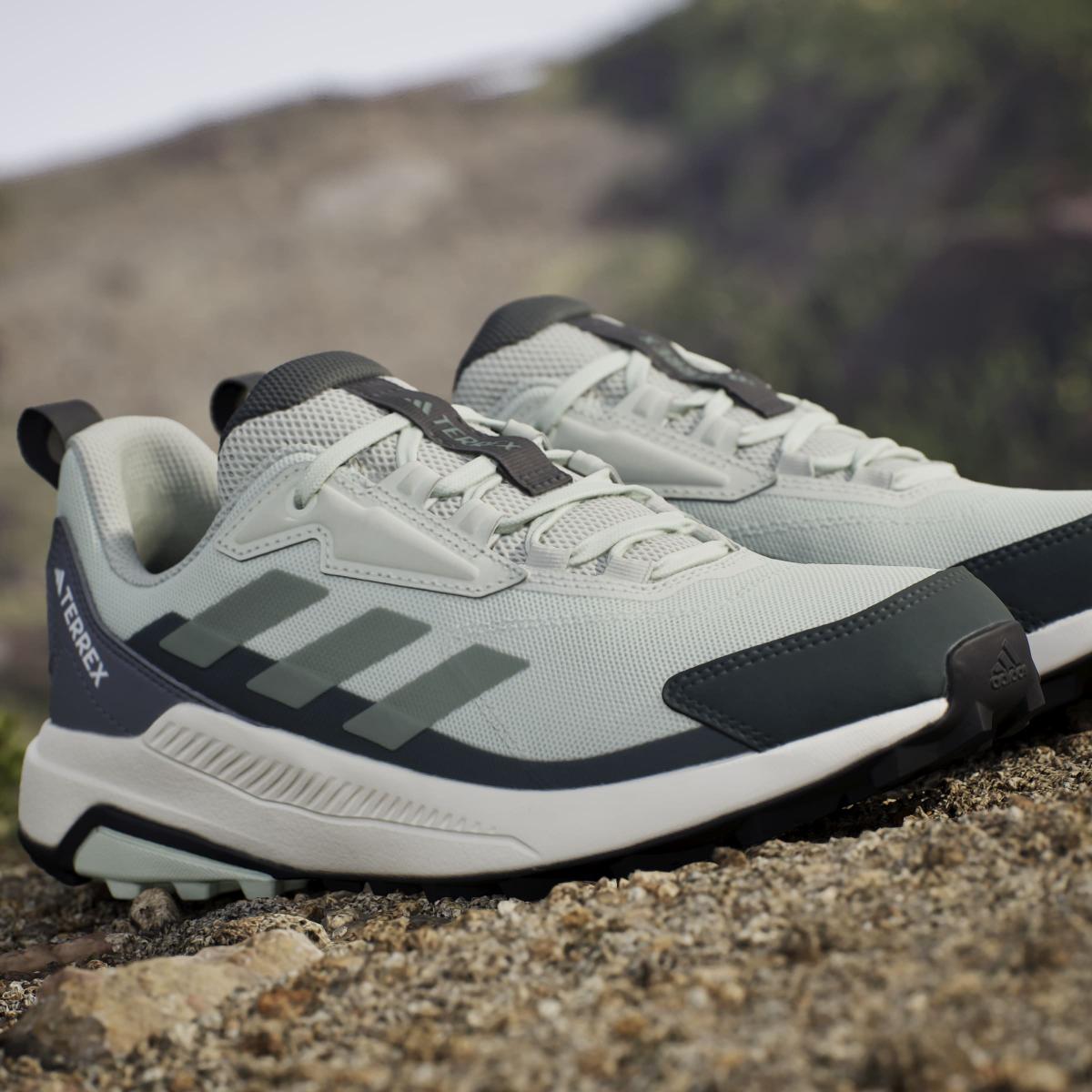 product/a/d/adidas_ji1317_22_footwear_photography_heromrktng_view_9-nw091625.jpg