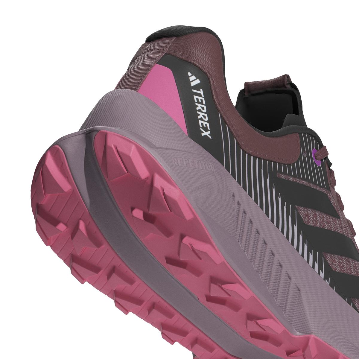 product/a/d/adidas_ji1672_9_footwear_photography_detail_view_2_white.jpg