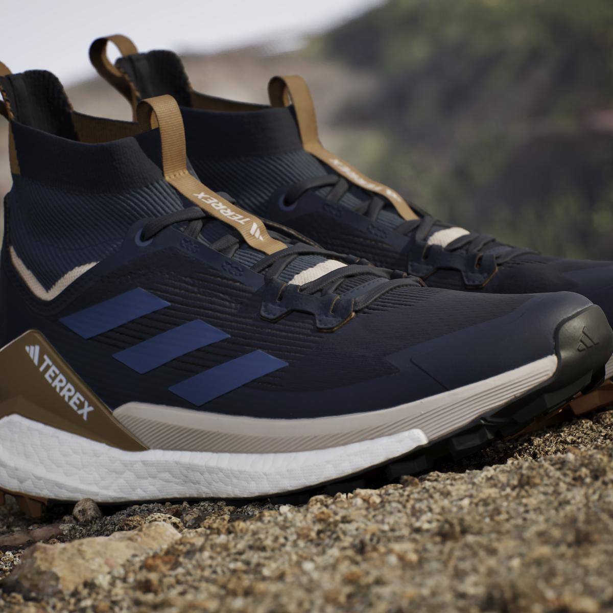 product/a/d/adidas_ji1873_22_footwear_photography_heromrktng_view_9-nw091625.jpg