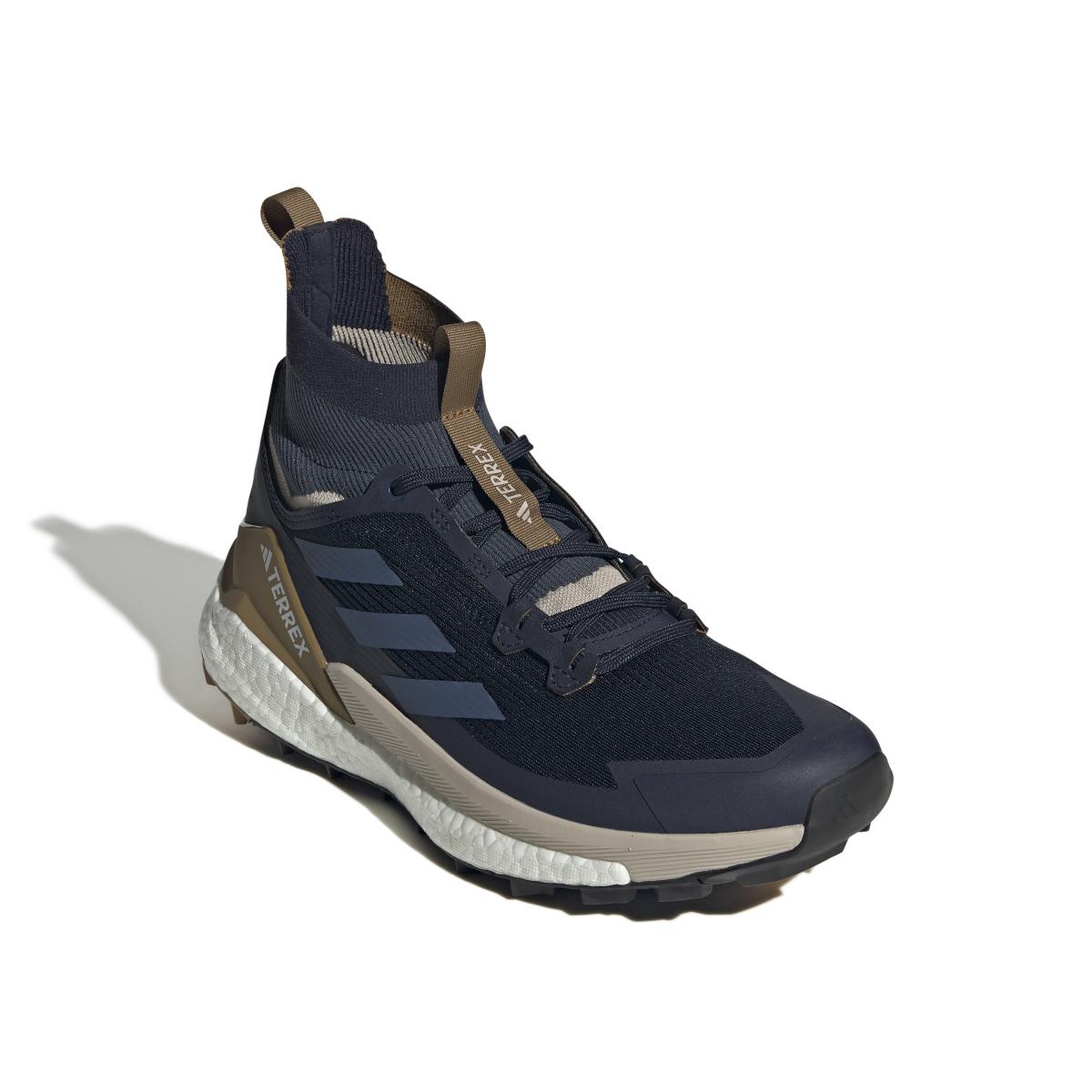 product/a/d/adidas_ji1873_6_footwear_photography_front_lateral_top_view_white-nw091625.jpg
