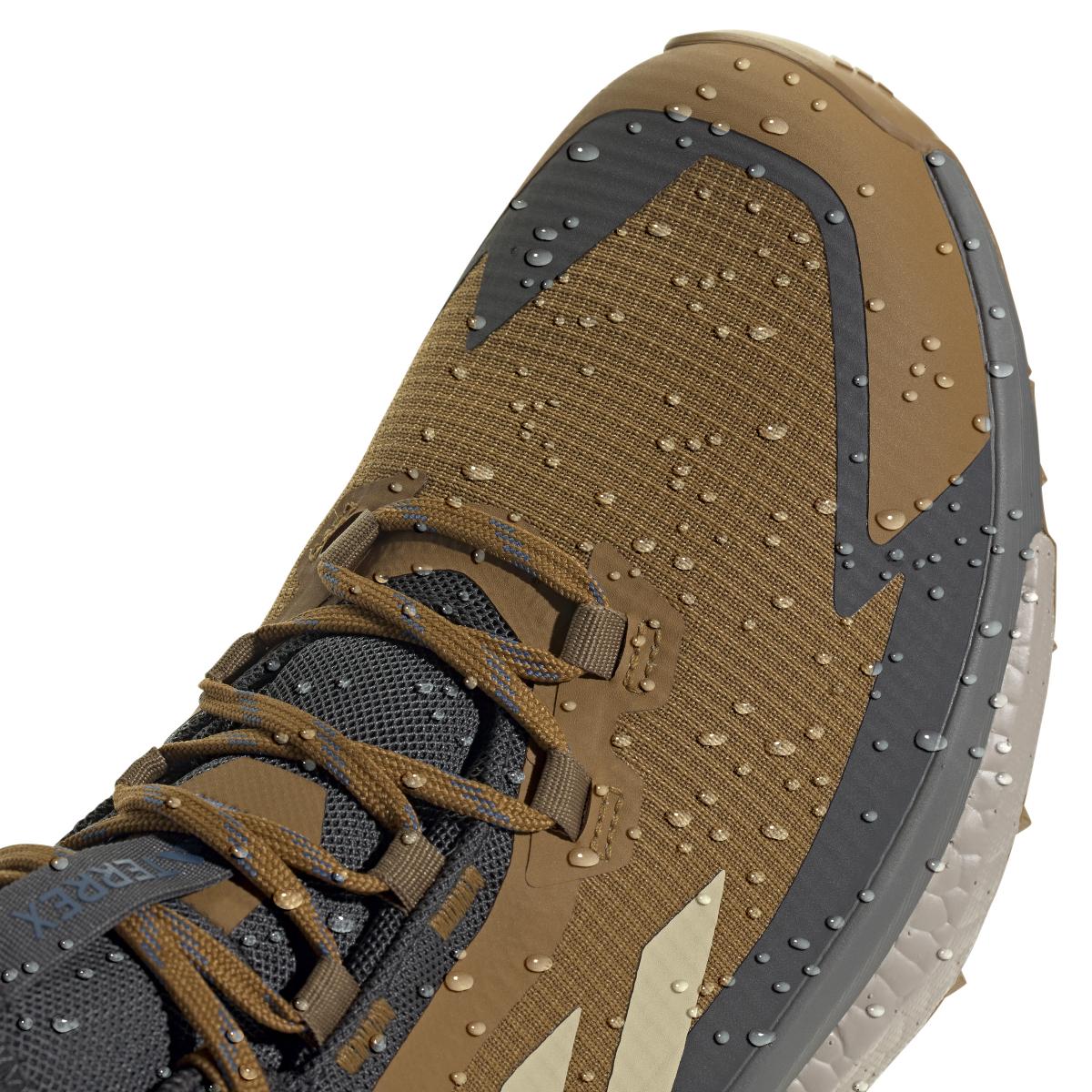 product/a/d/adidas_ji4245_8_footwear_photography_detail_view_1_white-nw091625.jpg