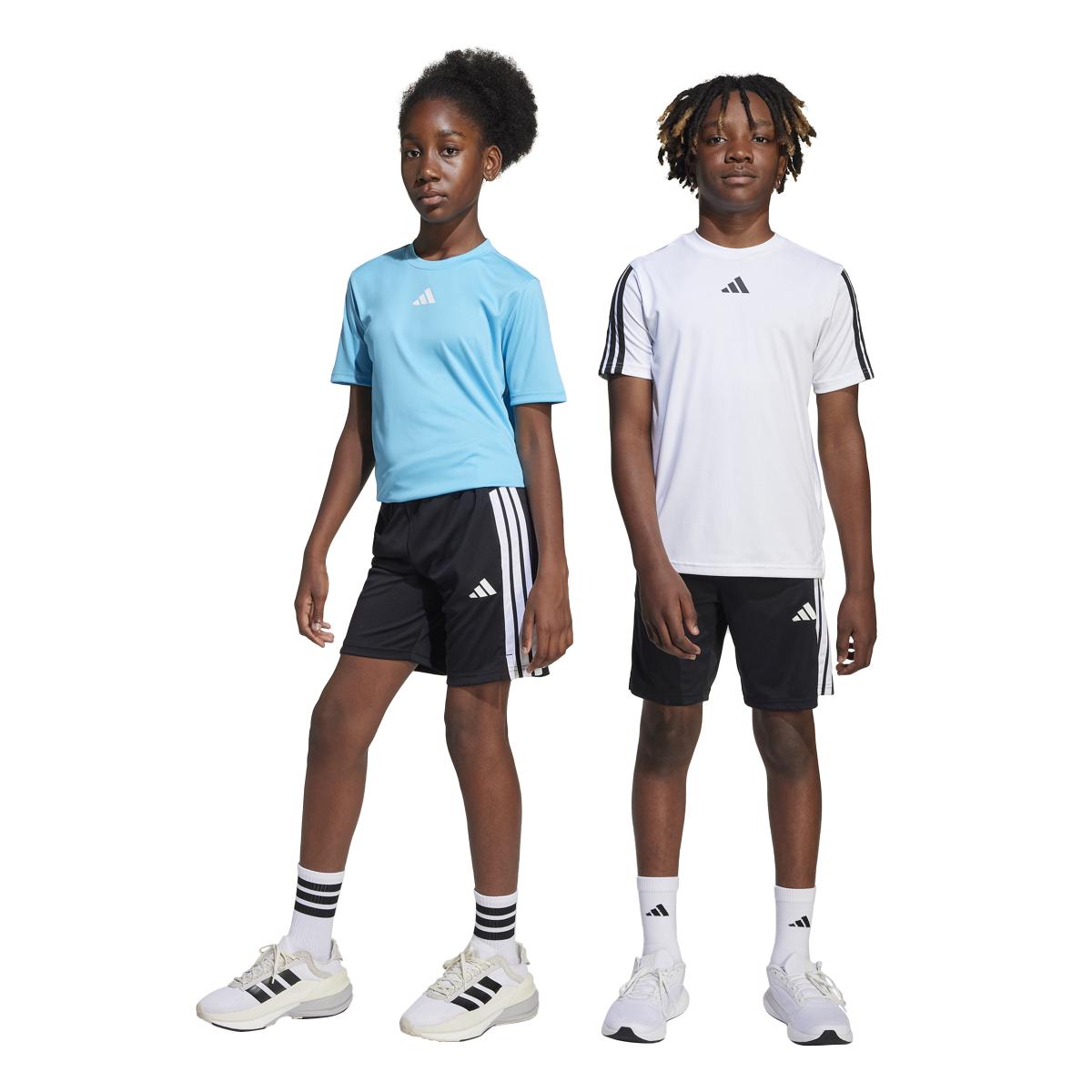 product/a/d/adidas_jj1038_black-white_16.jpg