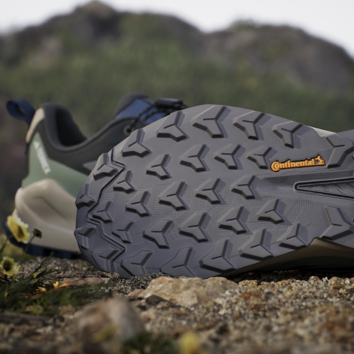 product/a/d/adidas_jp5240_24_footwear_photography_heromrktng_view_11-nw091625.jpg