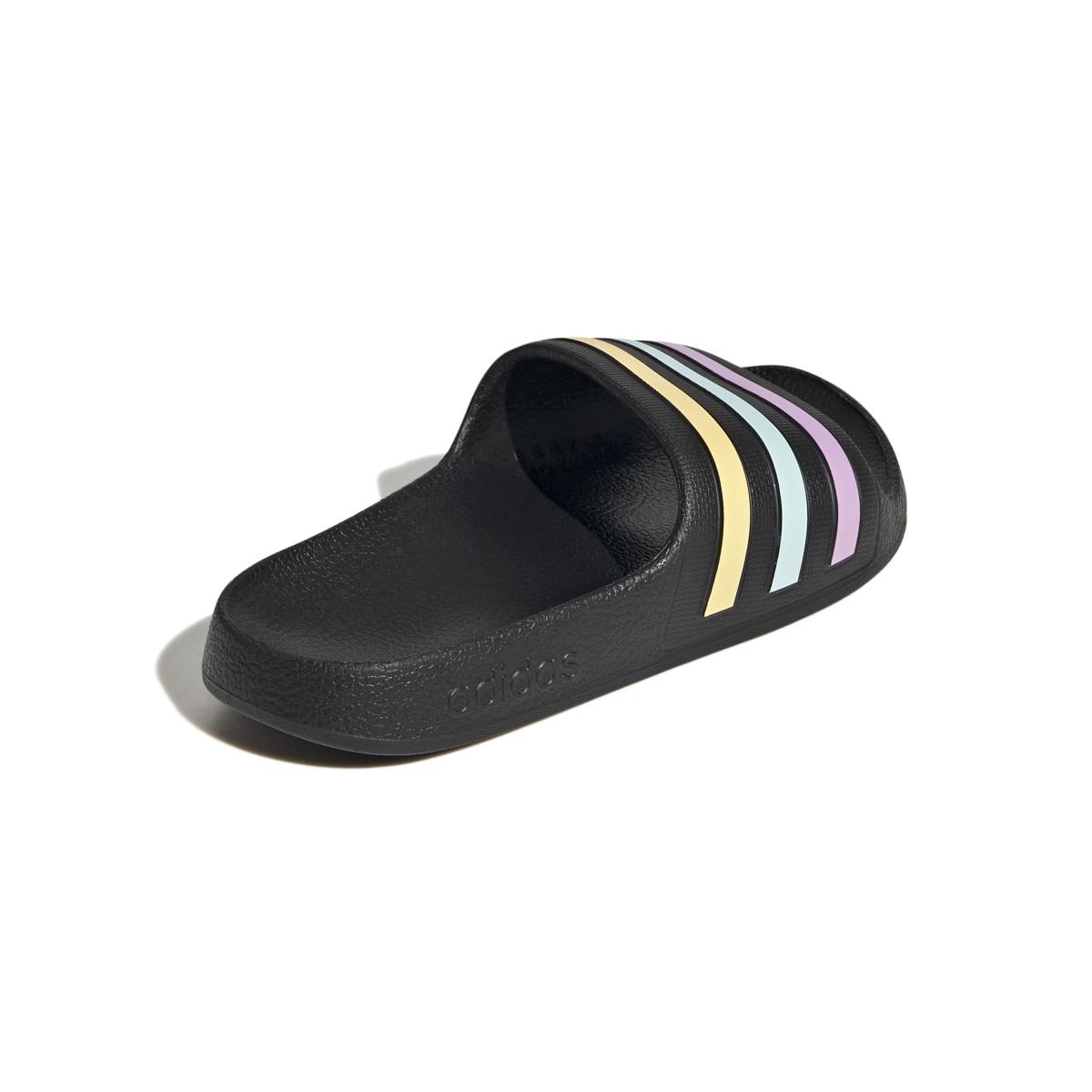 product/a/d/adidas_jp5774_7_footwear_photography_back_lateral_top_view_white-nw091625.jpg