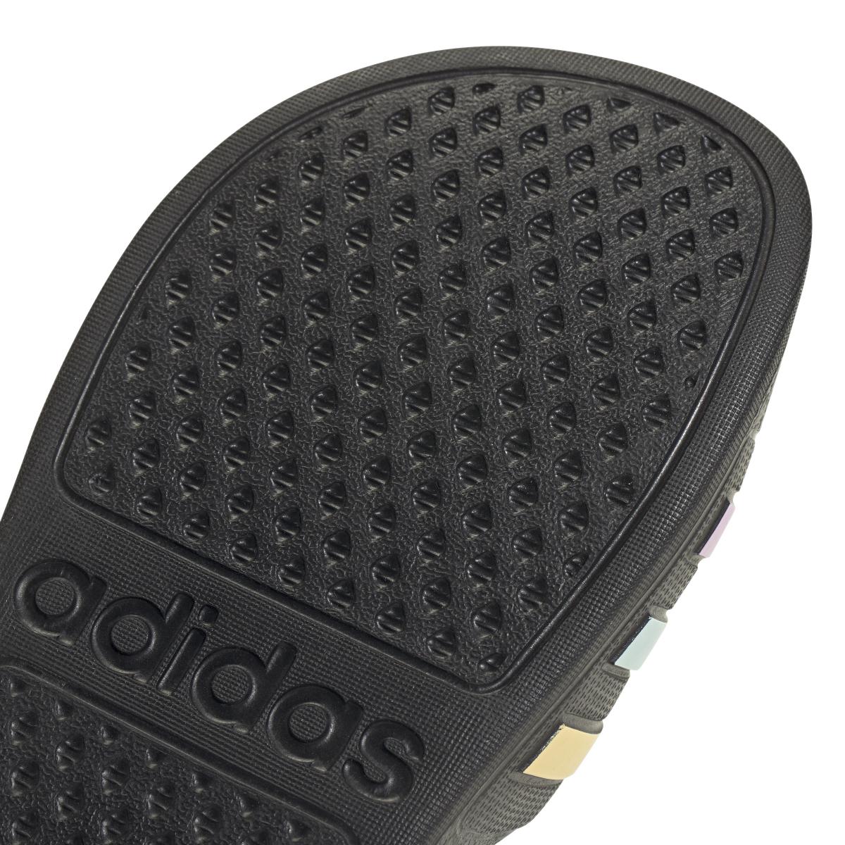 product/a/d/adidas_jp5774_9_footwear_photography_detail_view_2_white-nw091625.jpg