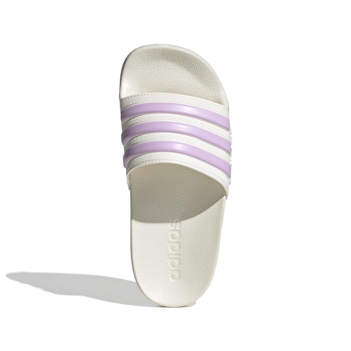 product/a/d/adidas_jp5784_3_footwear_photography_top_portrait_view_white-nw091625.jpg