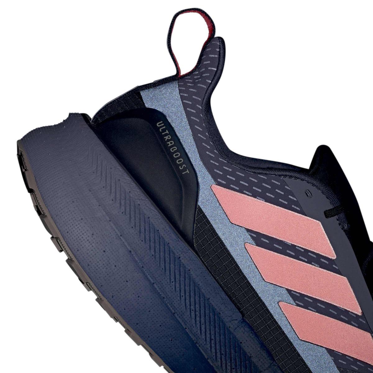 product/a/d/adidas_jq5399_13_footwear_photography_reflective_detail_white-nw091625.jpg