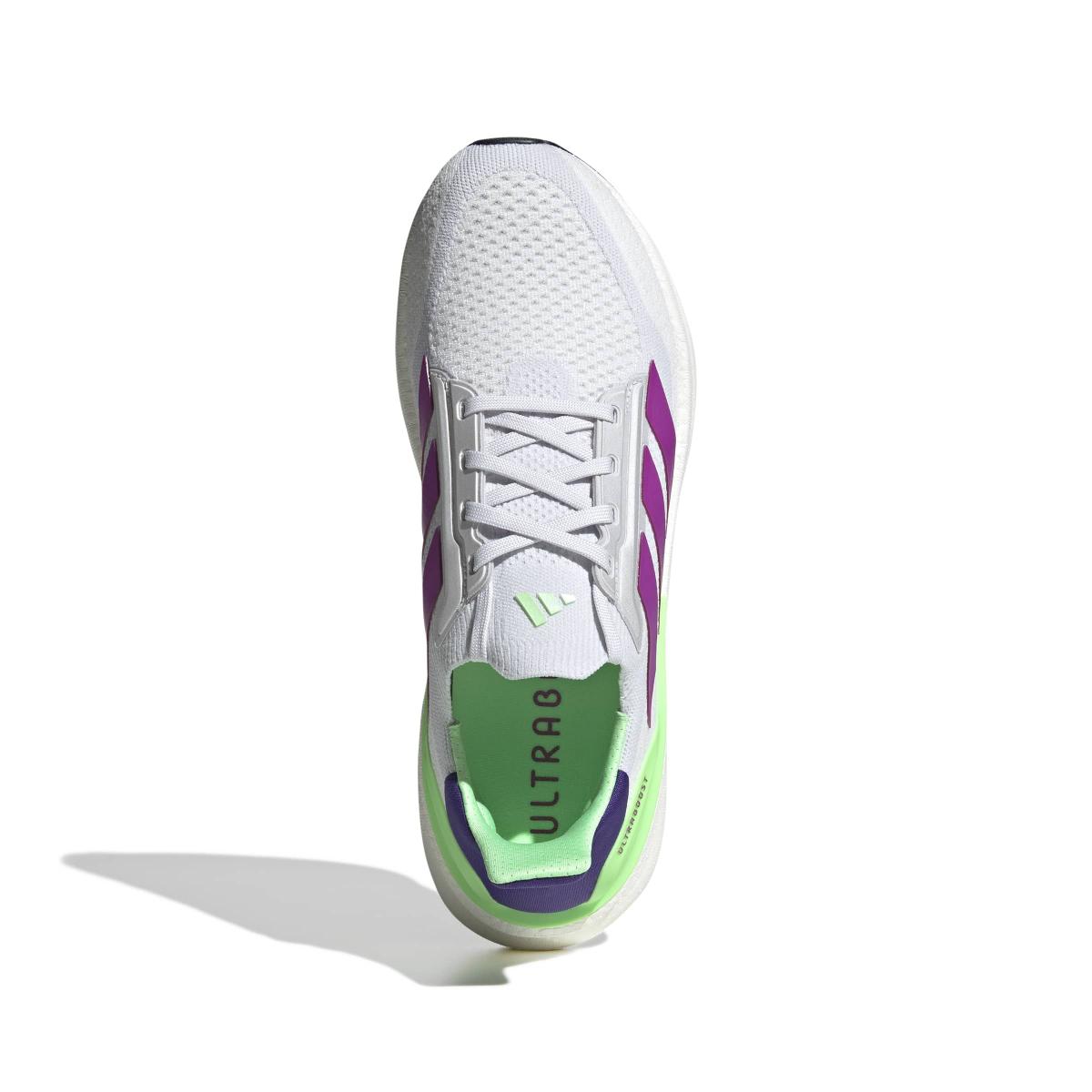 product/a/d/adidas_jq8082_3_footwear_photography_top_portrait_view_white-nw091625.jpg