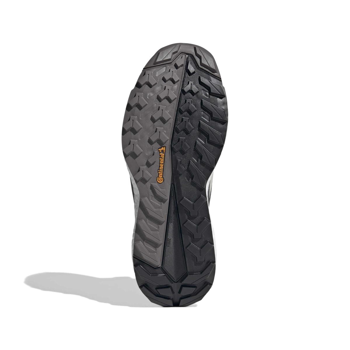 product/a/d/adidas_jq9901_4_footwear_photography_bottom_view_white-nw091625.jpg