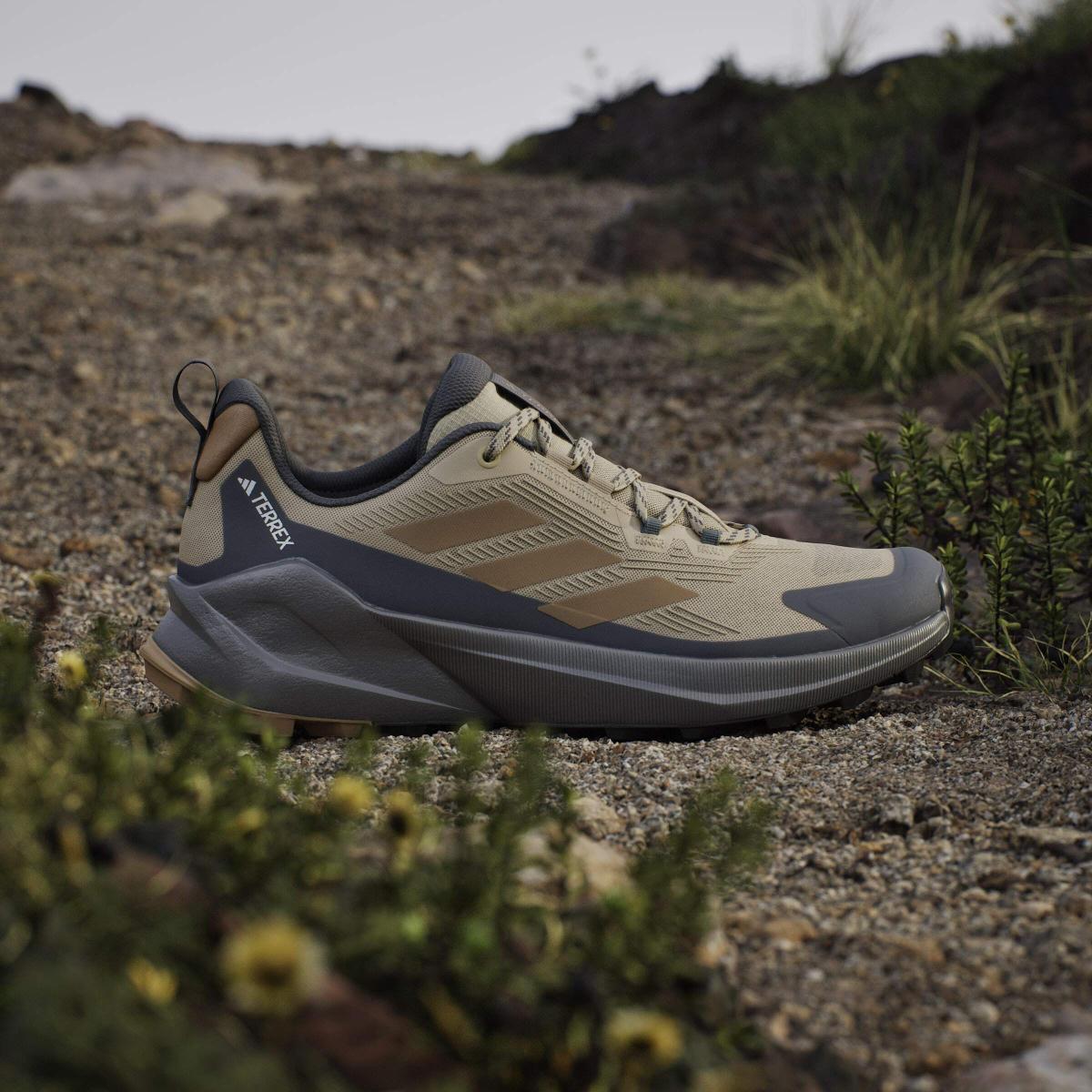 product/a/d/adidas_jq9924_16_footwear_photography_heromrktng_view_3-nw091625.jpg