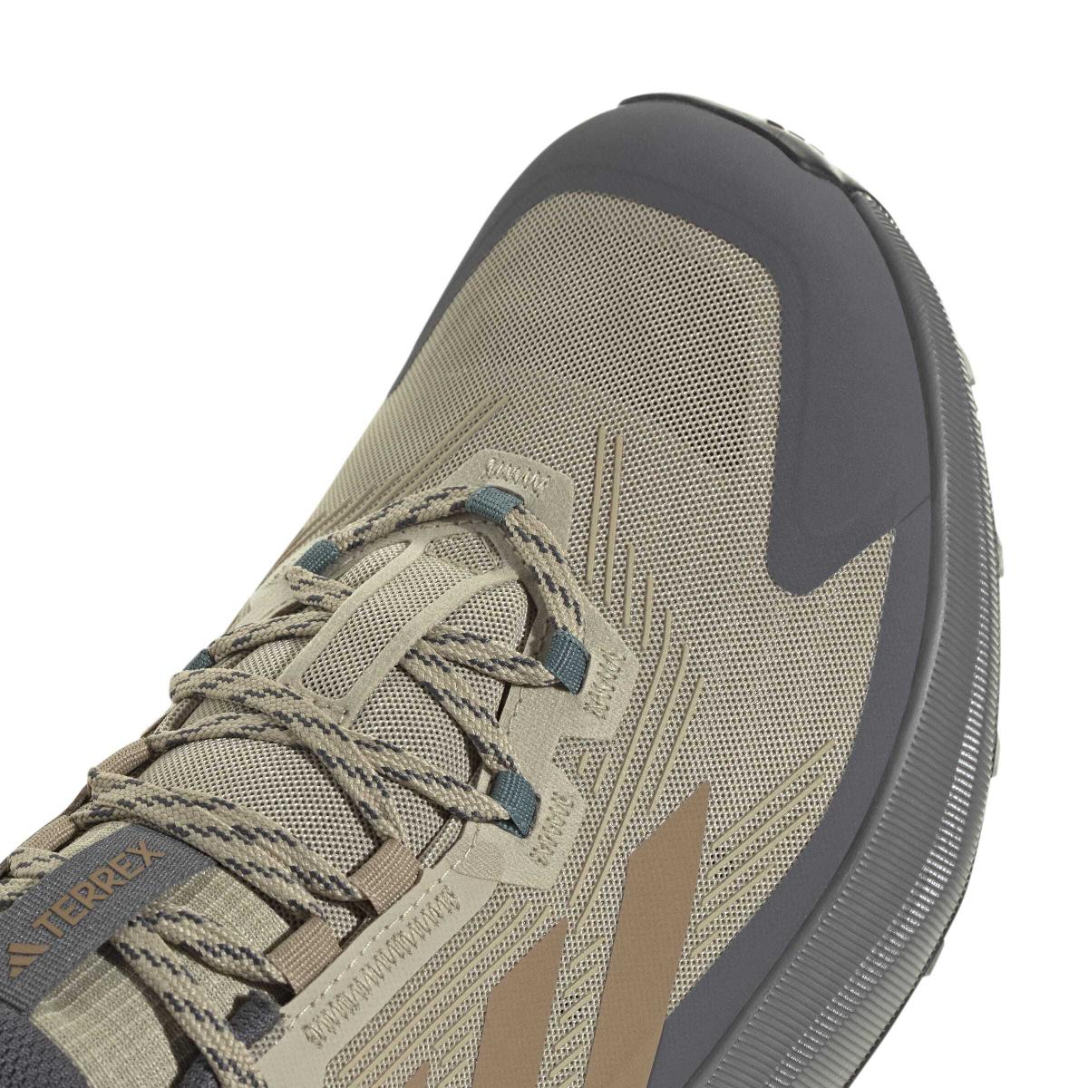 product/a/d/adidas_jq9924_9_footwear_photography_detail_view_2_white-nw091625.jpg