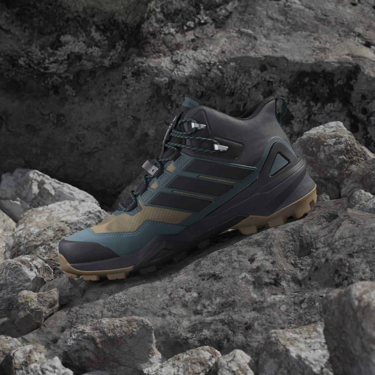 product/a/d/adidas_jq9927_20_footwear_photography_heromrktng_view_7-072925nw.jpg