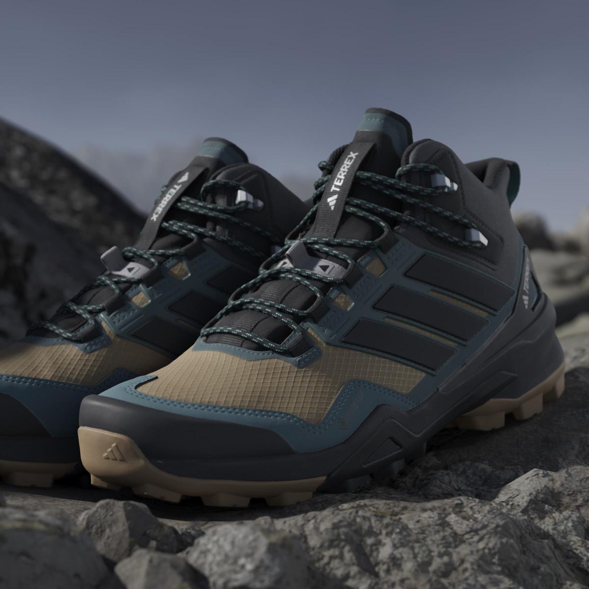 product/a/d/adidas_jq9927_22_footwear_photography_heromrktng_view_9-072925nw.jpg