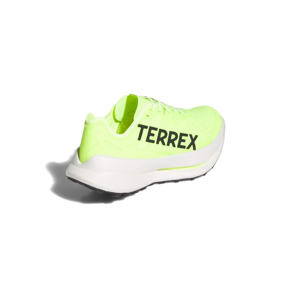 product/a/d/adidas_jr5217_7_footwear_photography_back_lateral_top_view_white-nw091725.jpg