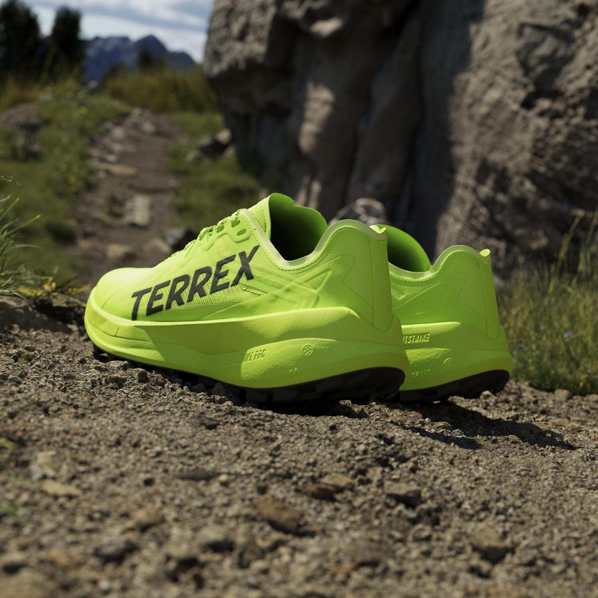 product/a/d/adidas_jr5220_19_footwear_photography_heromrktng_view_6-nw091725.jpg
