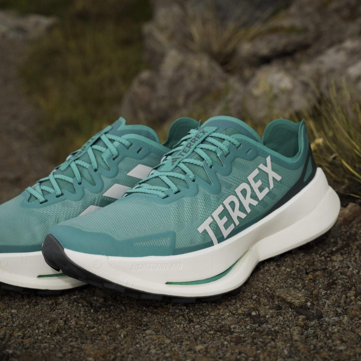 product/a/d/adidas_jr5238_23_footwear_photography_heromrktng_view_10-nw091725.jpg