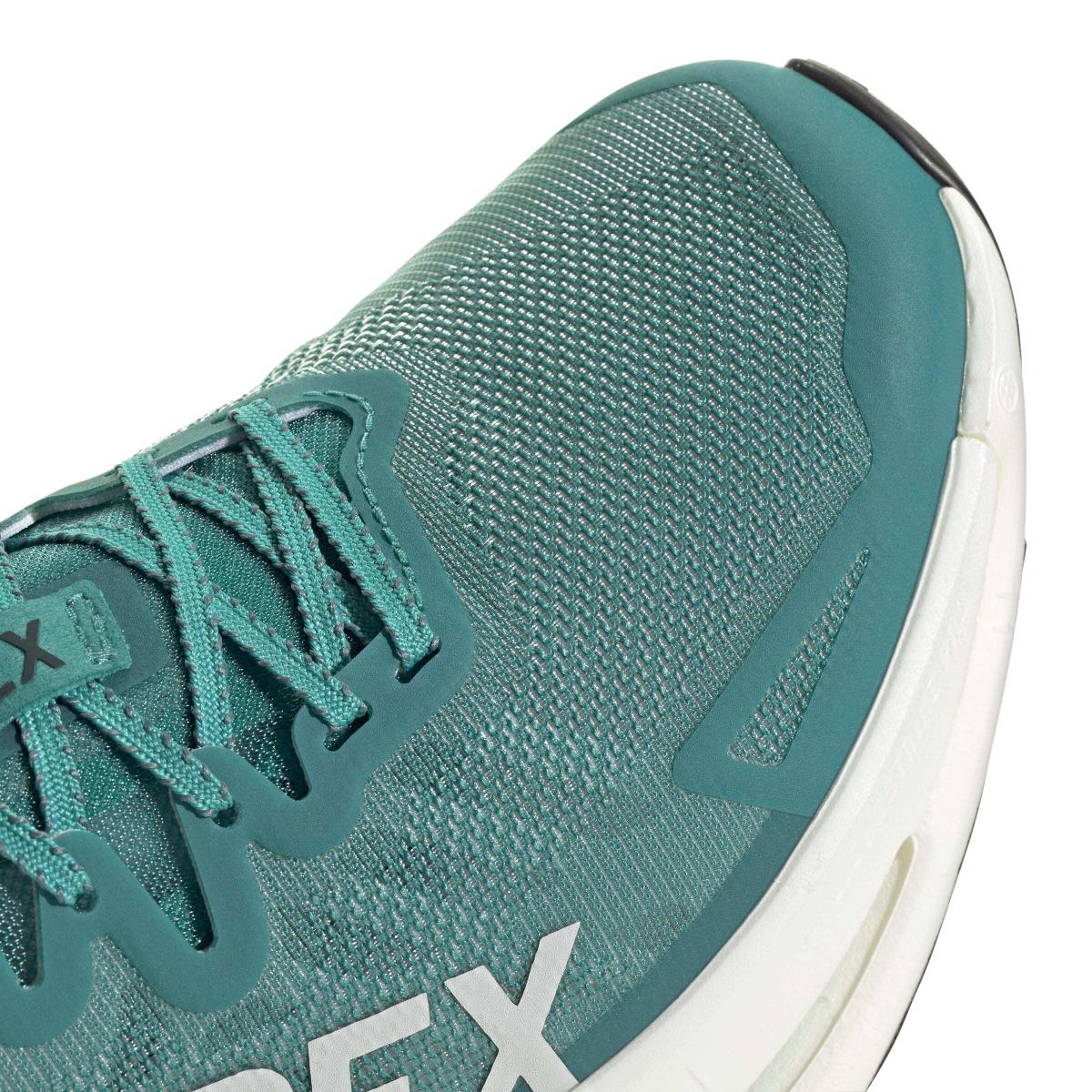 product/a/d/adidas_jr5238_8_footwear_photography_detail_view_1_white-nw091725.jpg