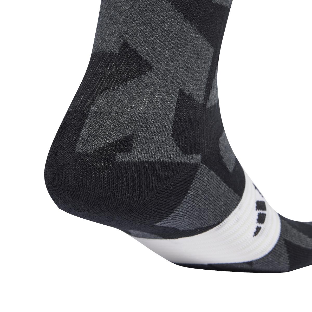 product/a/d/adidas_jx1094_black-olistr-white_4.jpg