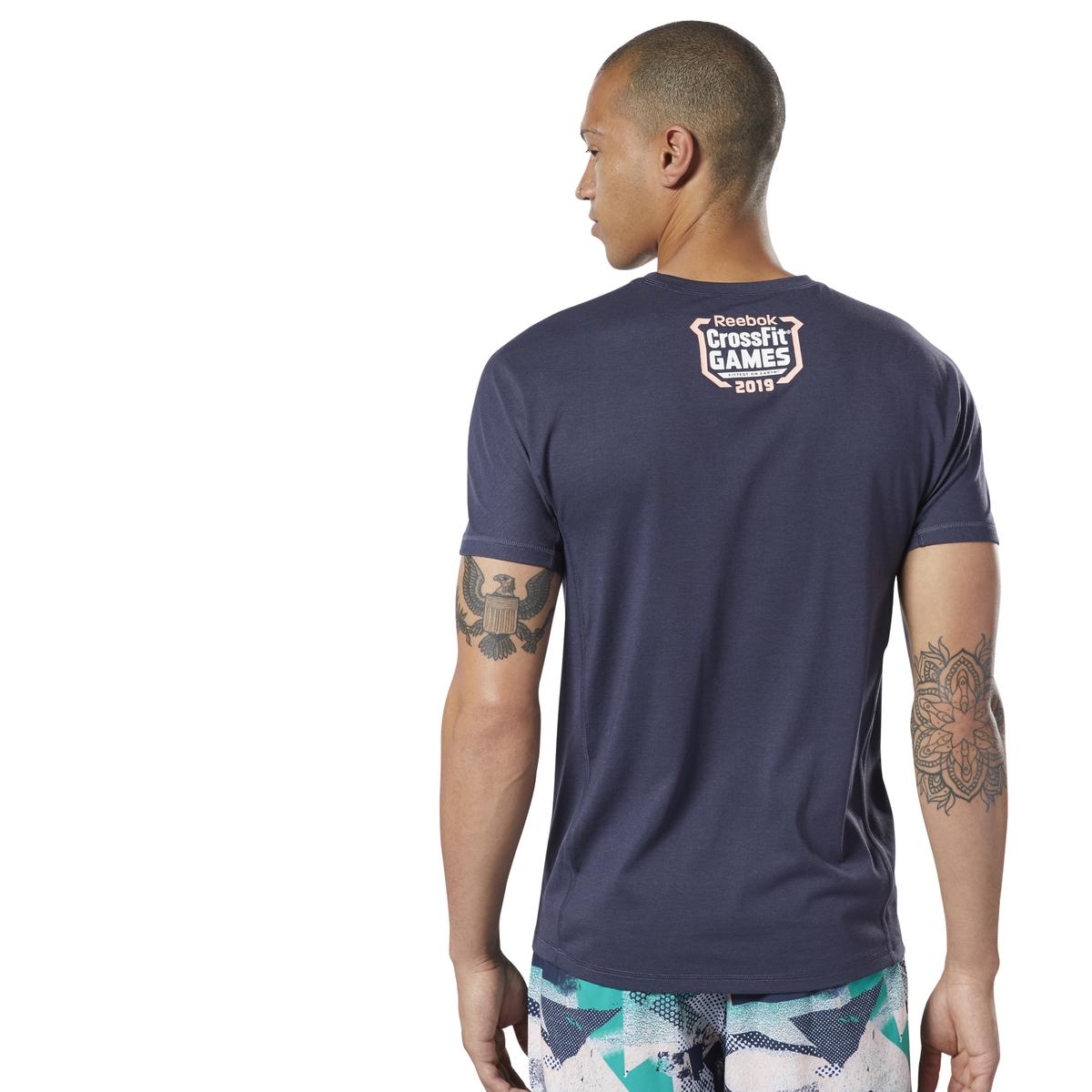 product/d/y/dy8459_on-model_back_-_2000x2000.jpg