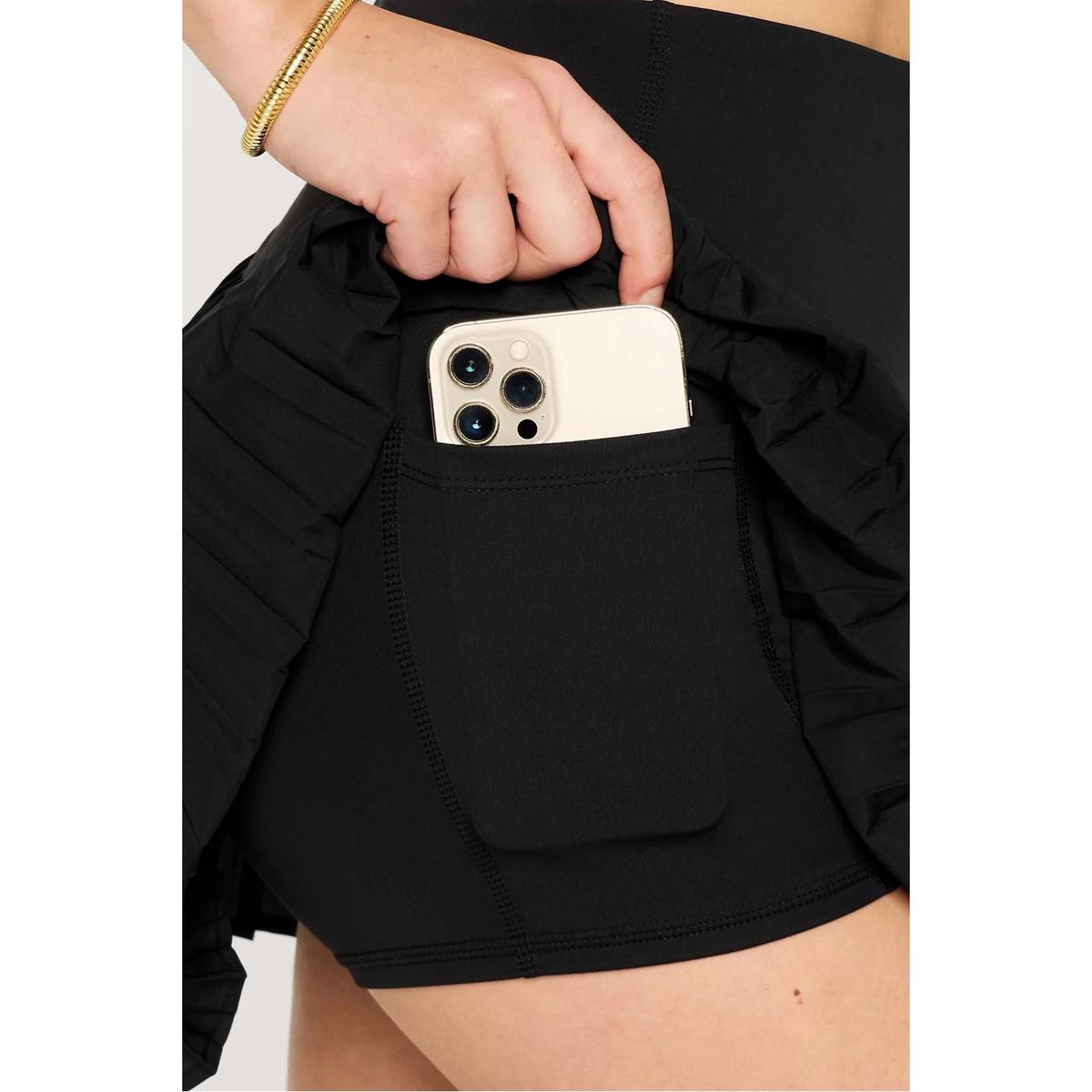 product/f/a/fabletics_si2458944-0001_black_2.jpg