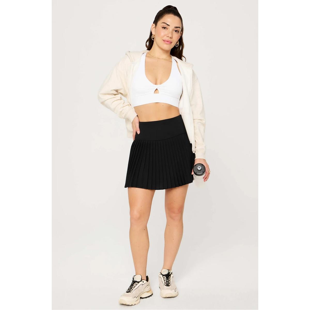 product/f/a/fabletics_si2458944-0001_black_4.jpg