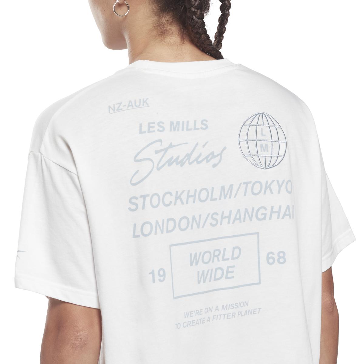 product/h/d/hd4136_app_on-model_detail-2_white.jpg