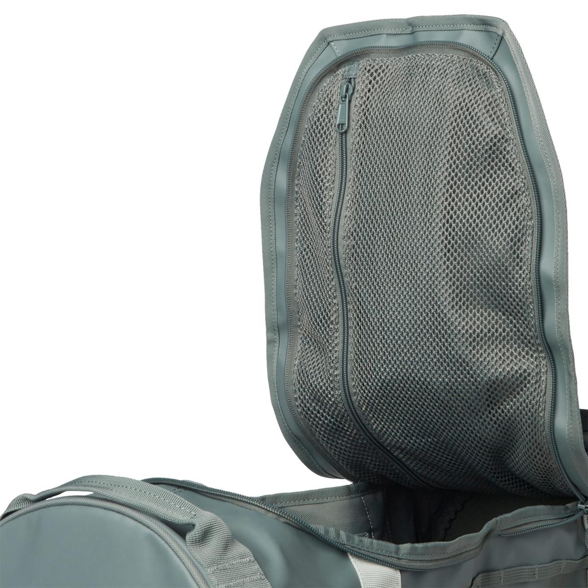 product/h/e/helly-hansen_68003-485_grey_3.jpg