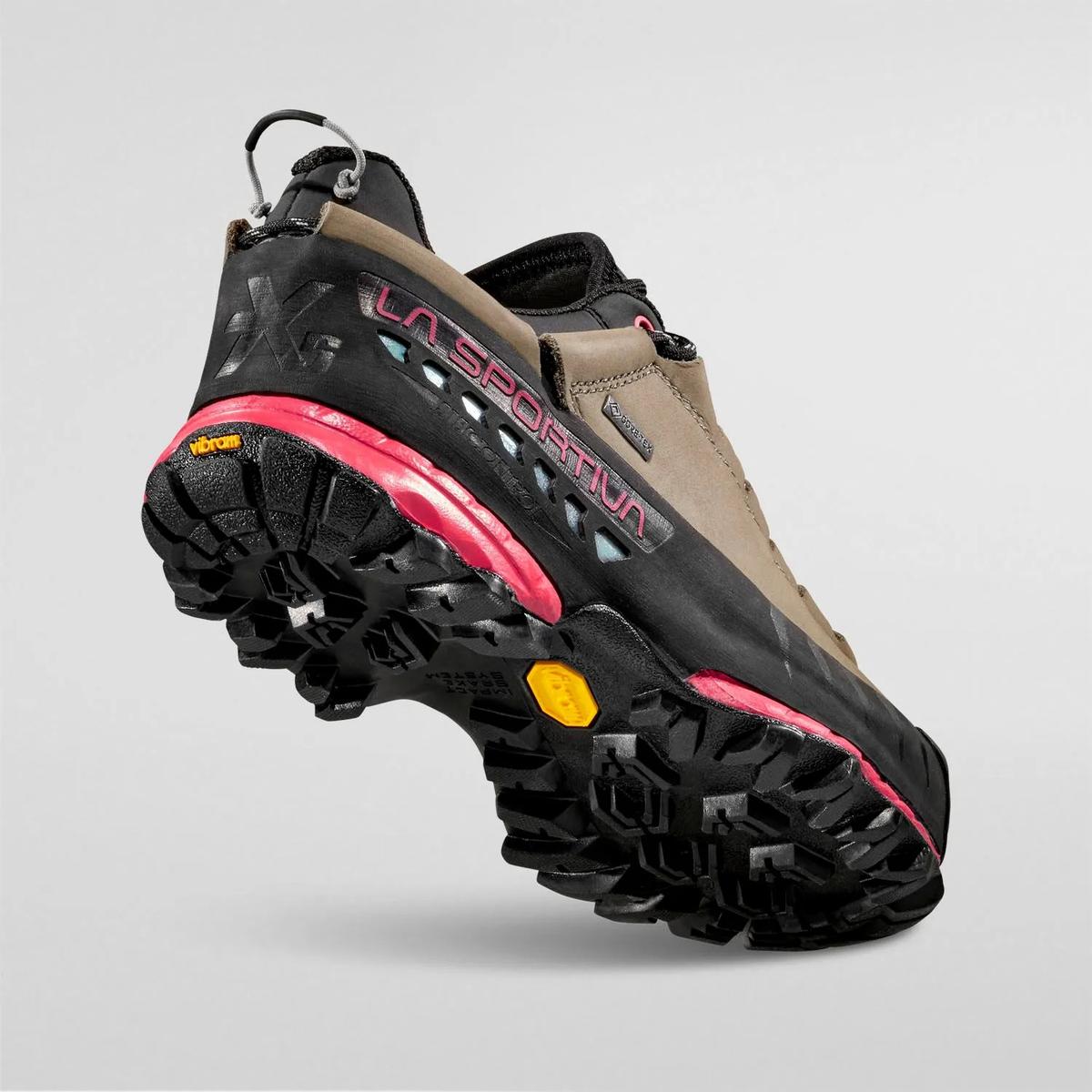 product/l/a/la-sportiva_zfhs122-g09p02_clay-hibiscus_2.jpg