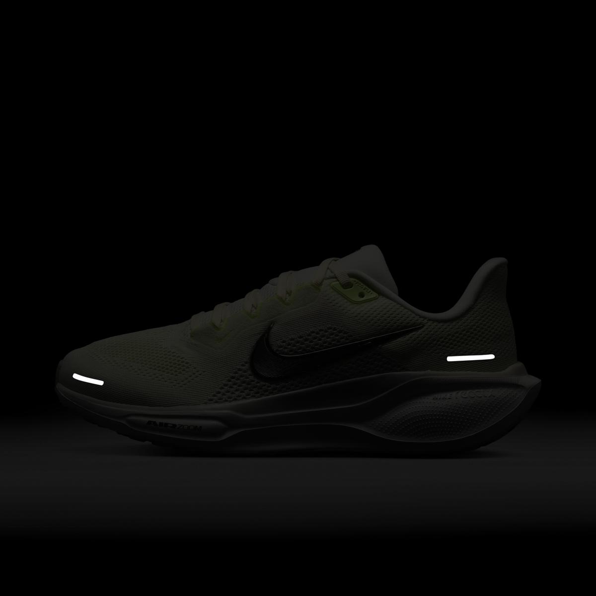 product/n/i/nike_fd2723-114_sail-metallic-silver-photon-dust_13.jpg