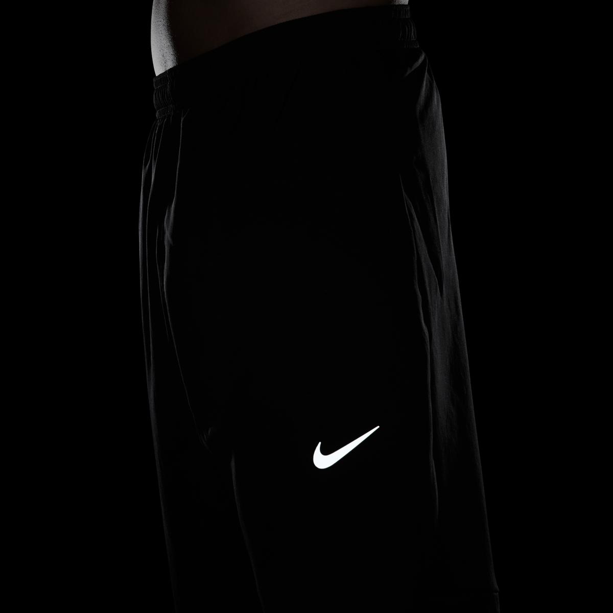 product/n/i/nike_fq4780-010-phsym007.jpg