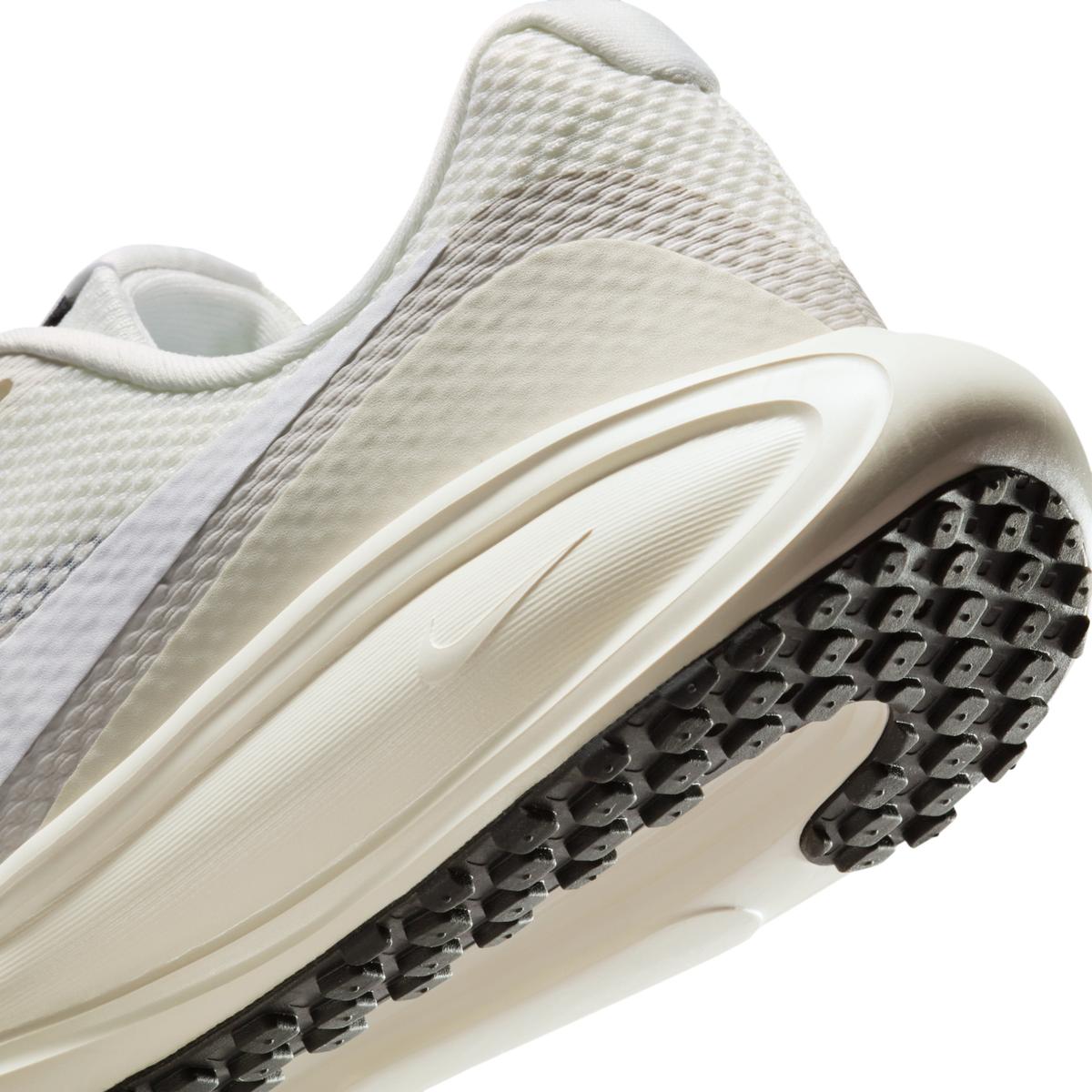 product/n/i/nike_hj8485-103-phsyd002.jpg