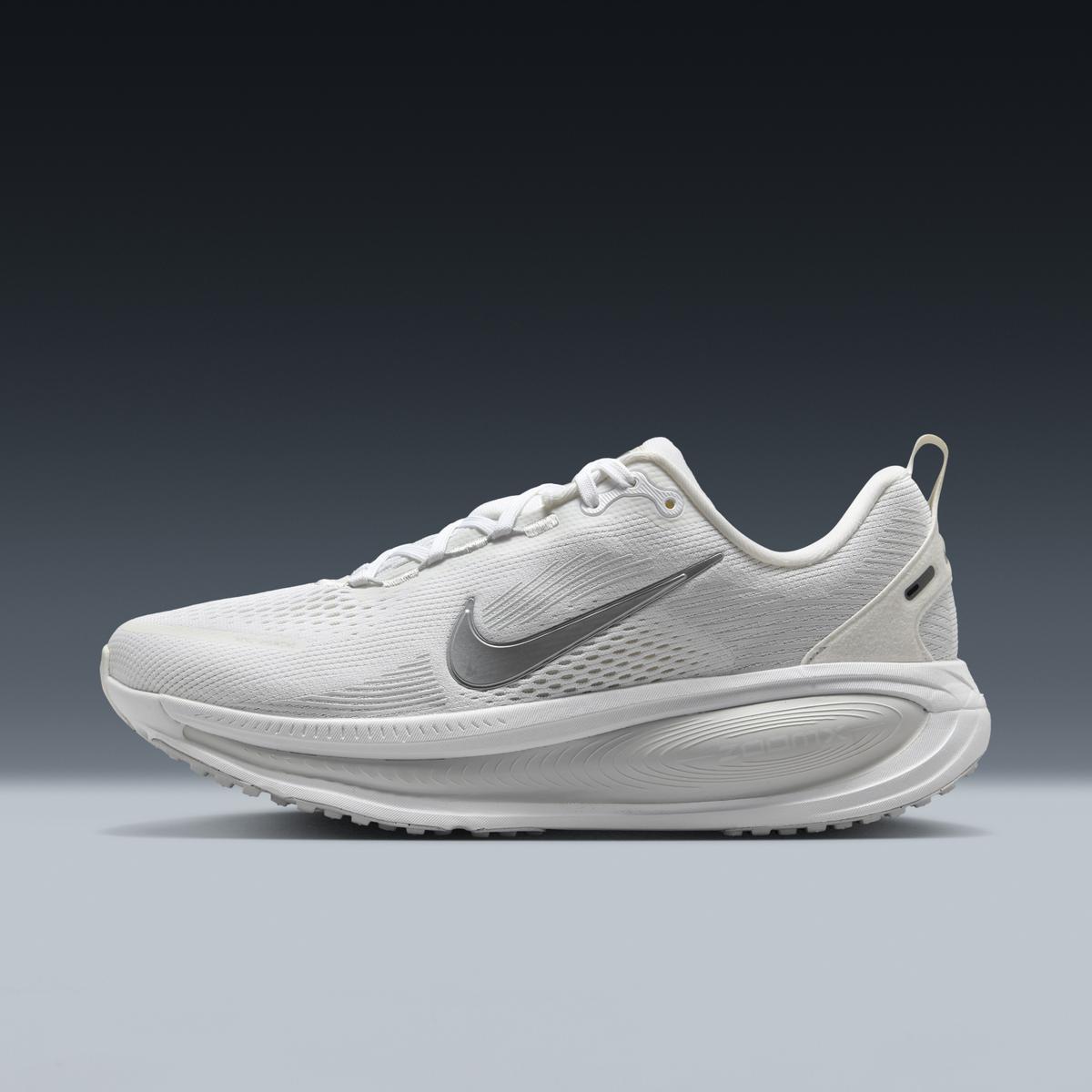 product/n/i/nike_hm6804-104_white-metallic-silver-photon-dust_7.jpg