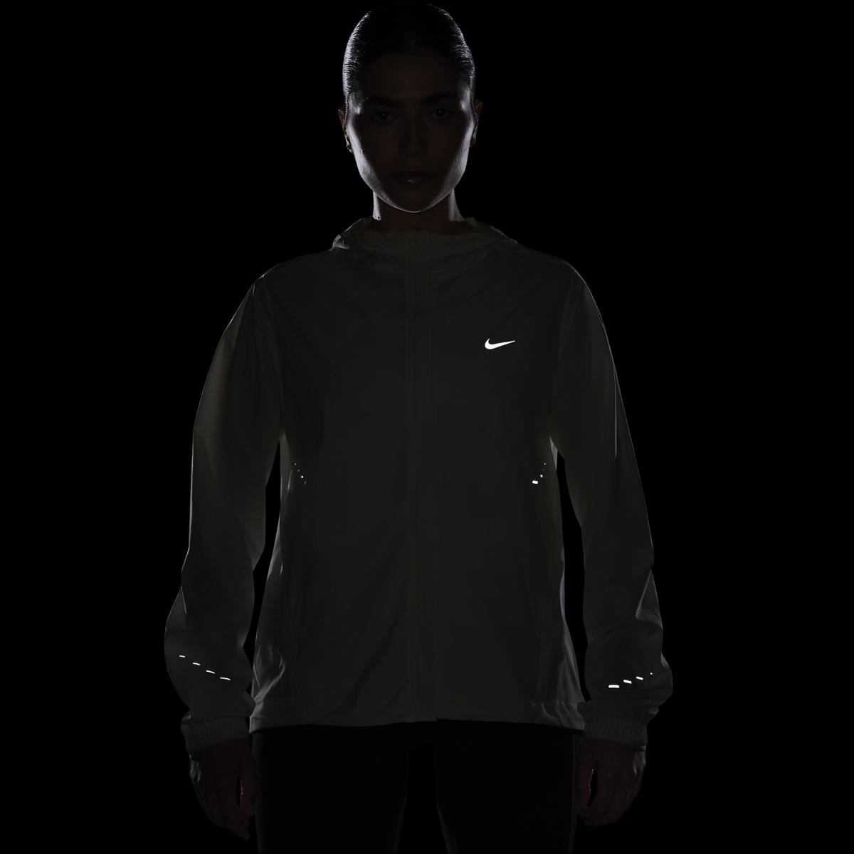 product/n/i/nike_hq0650-133_sail_3.jpg