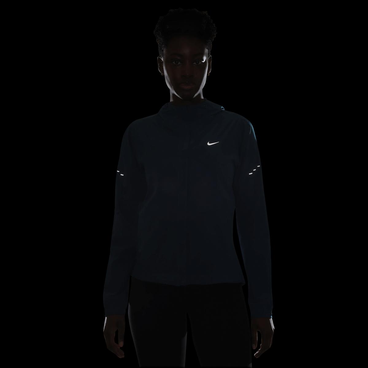product/n/i/nike_hq0650-301_green-abyss-reflective-silv_8.jpg