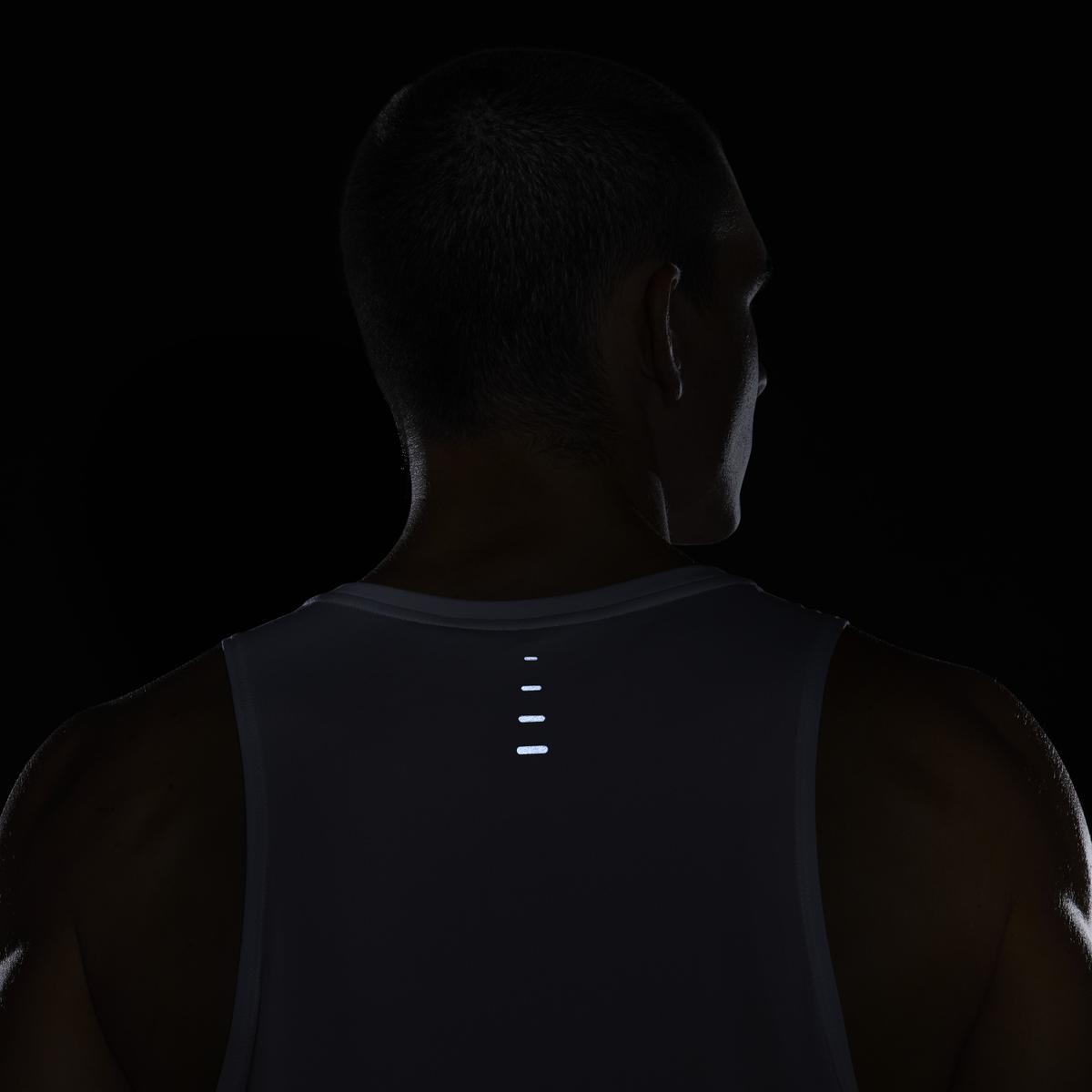 product/n/i/nike_hv5210-100_white-reflective-silv_7.jpg