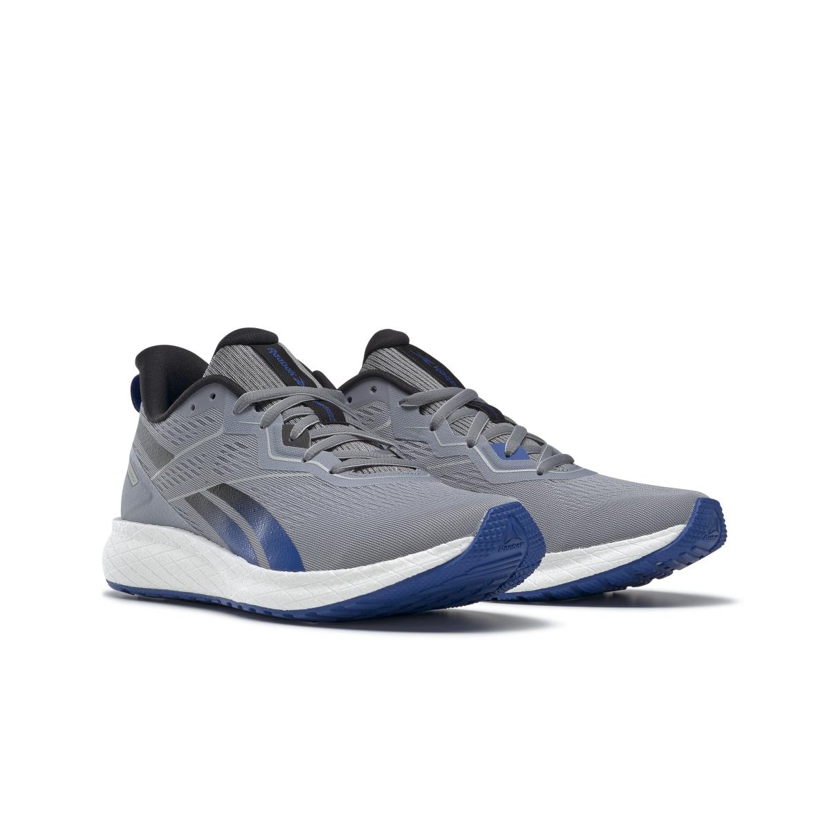 product/r/e/reebok_eh3253_5_footwear_photography_front_lateral_top_view_white_000.jpg