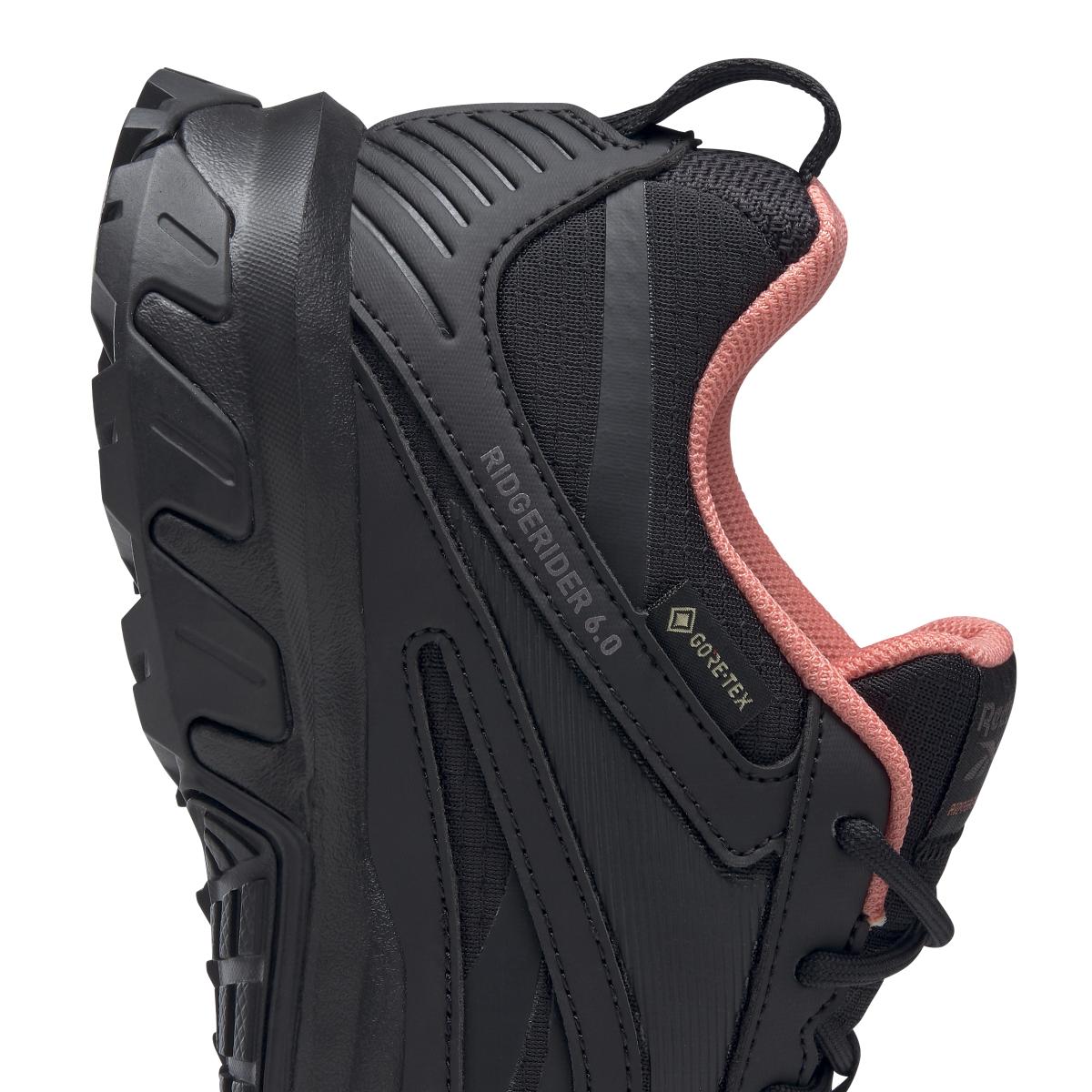 product/r/e/reebok_fw9640_7_footwear_photography_detail_view_1_white_000.jpg