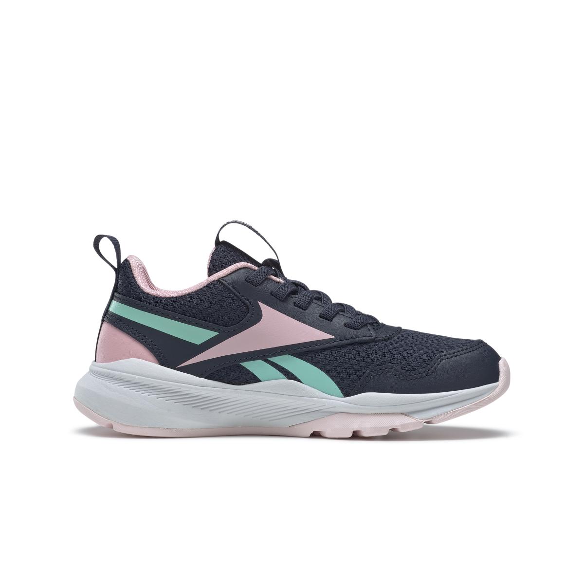product/r/e/reebok_gw1225_4_footwear_photography_side_medial_center_view_white_000.jpg