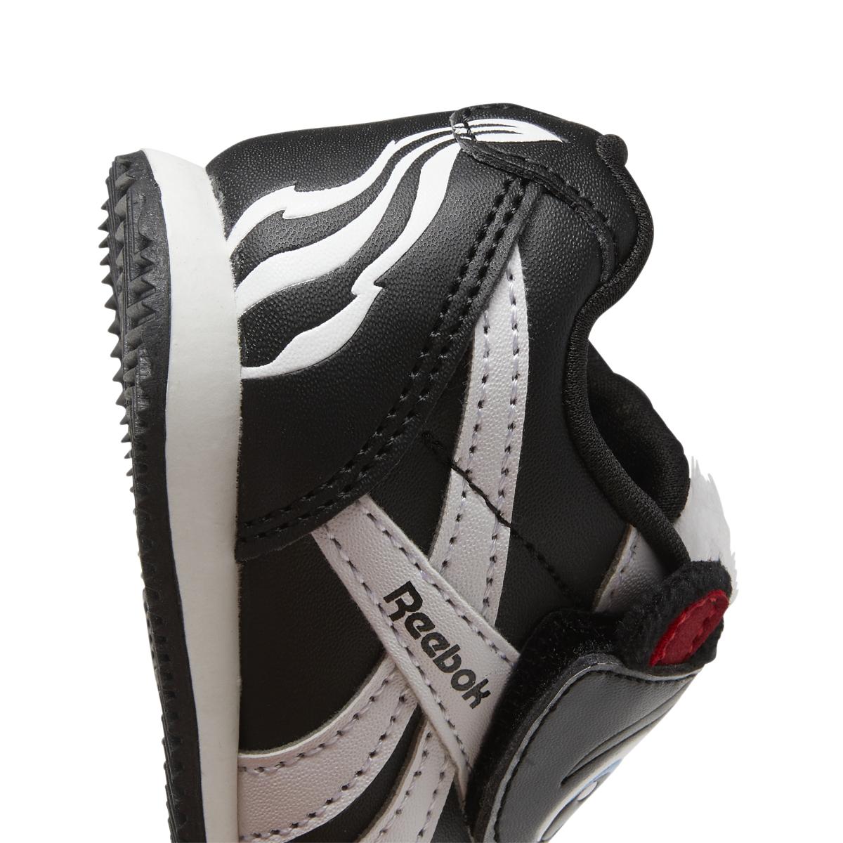 product/r/e/reebok_gw3766_8_footwear_photography_detail_view_2_white_000.jpg