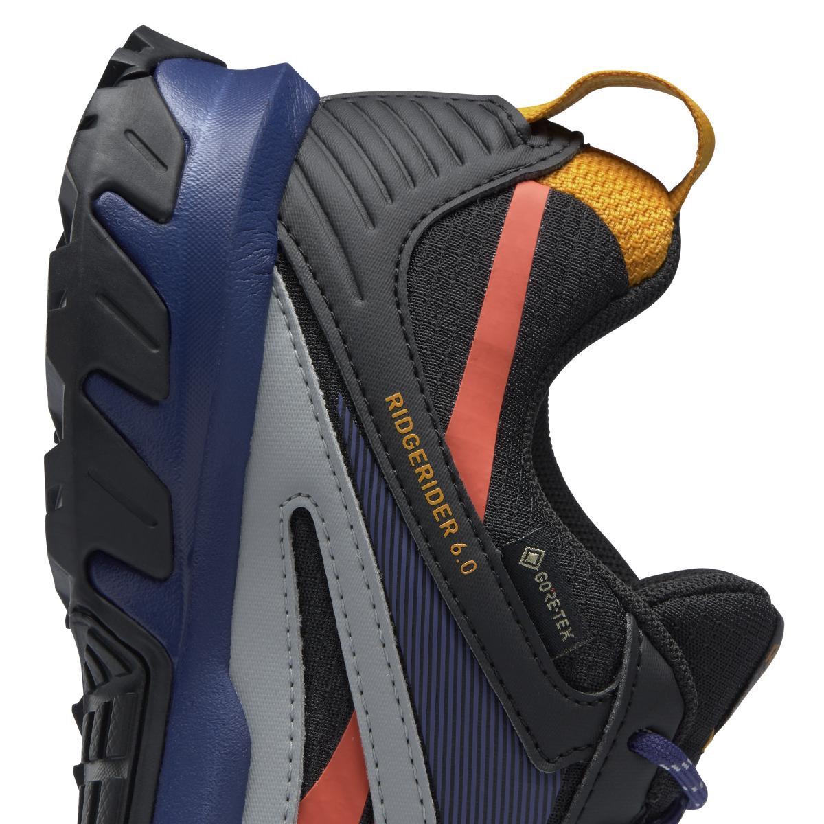 product/r/e/reebok_gx2247_8_footwear_photography_detail_view_2_white.jpg