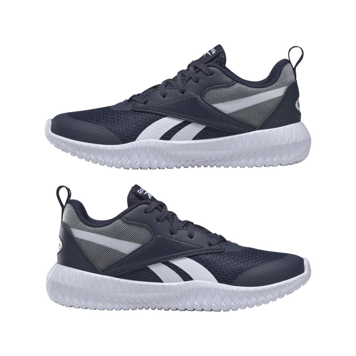 product/r/e/reebok_hp4760_9_footwear_photography_mirrored_pair_view_white_000.jpg