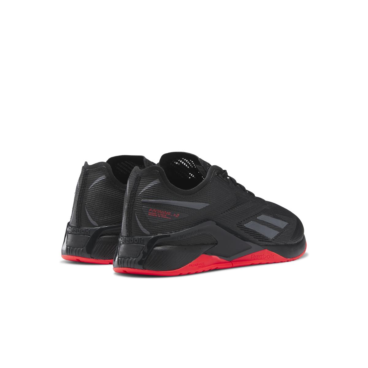 product/r/e/reebok_id6749_6_footwear_photography_back_lateral_top_view_white_000.jpg