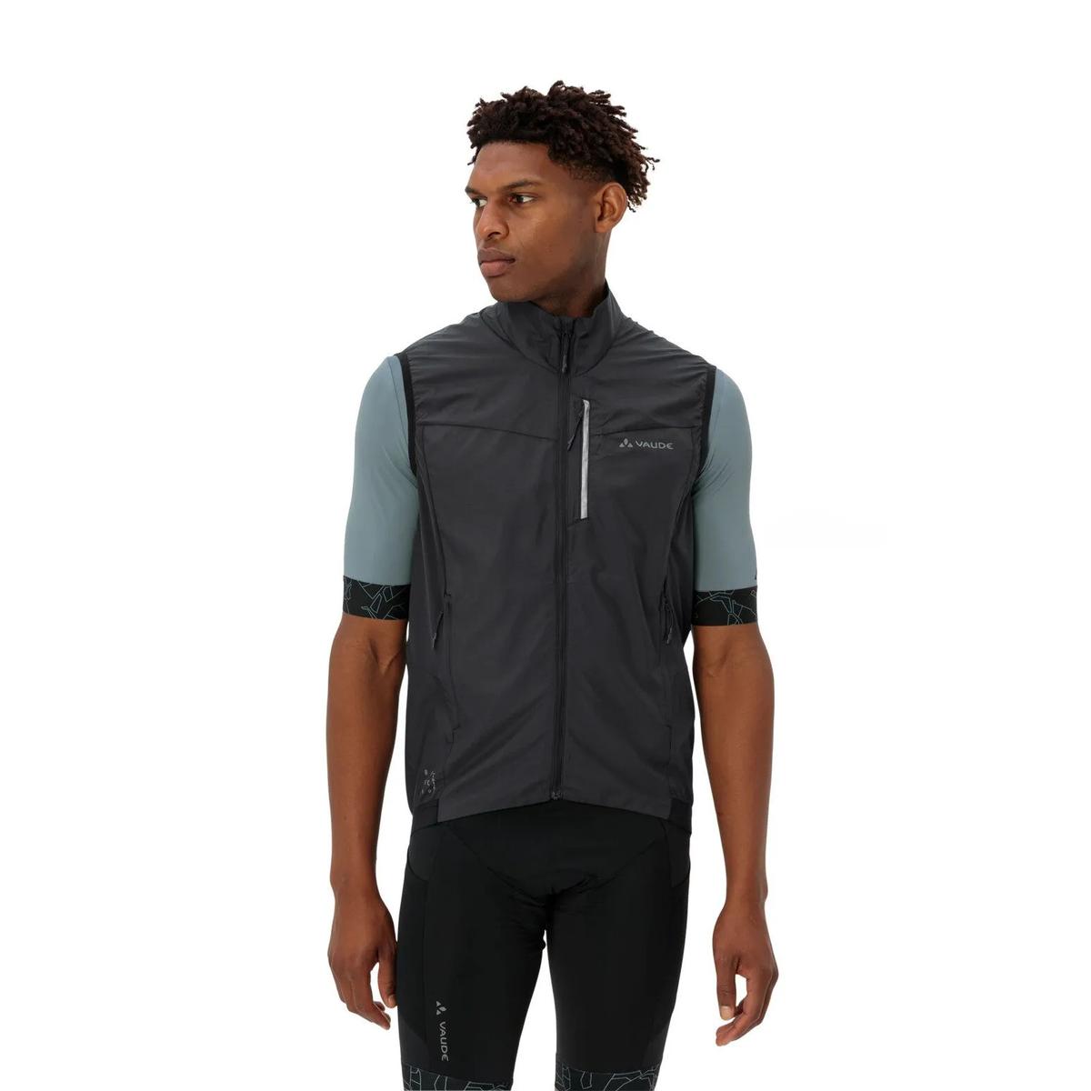 product/v/a/vaude_43132-010-5200_black_3.jpg