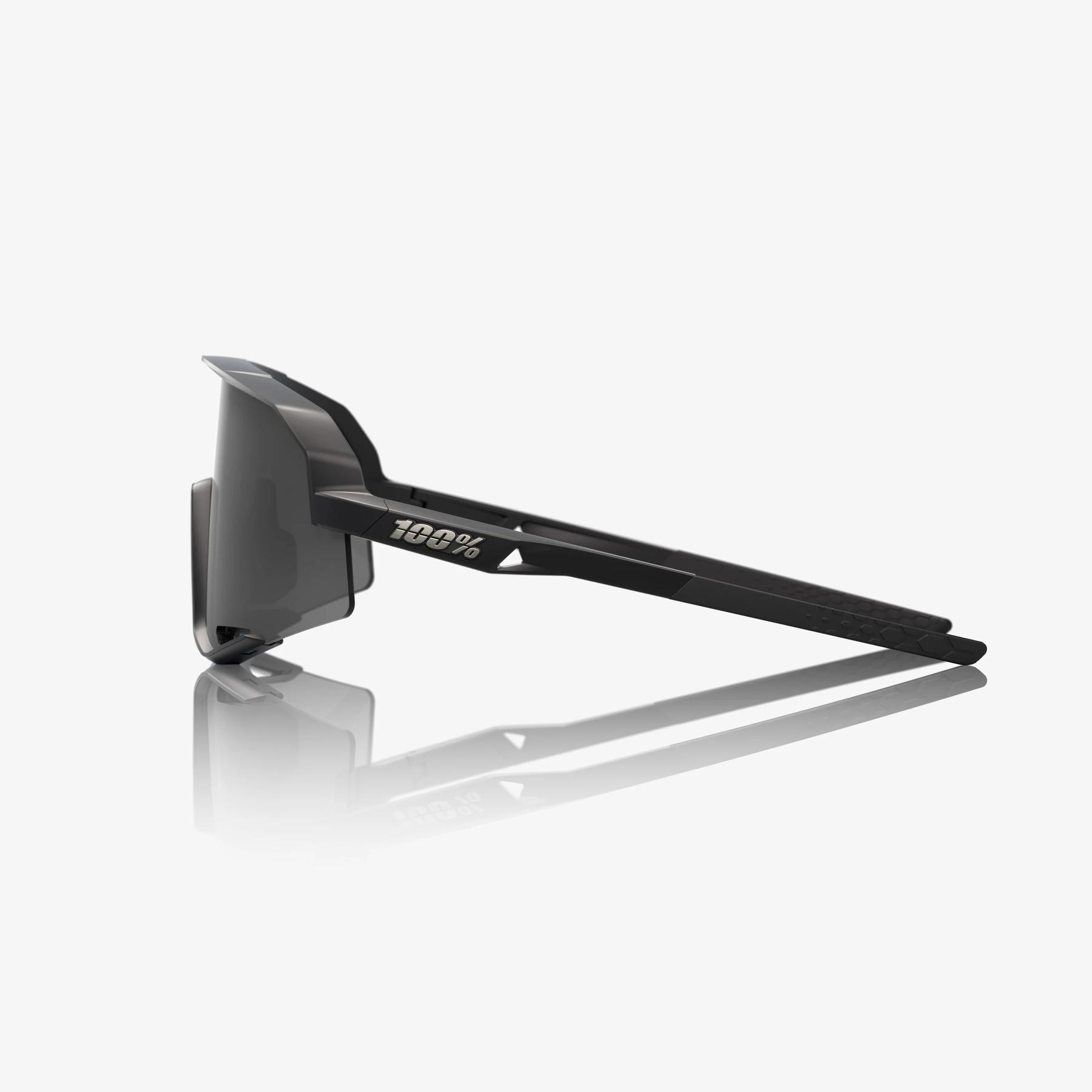 product/1/0/100percent-france_cp60057-00002_smoke_3.jpg