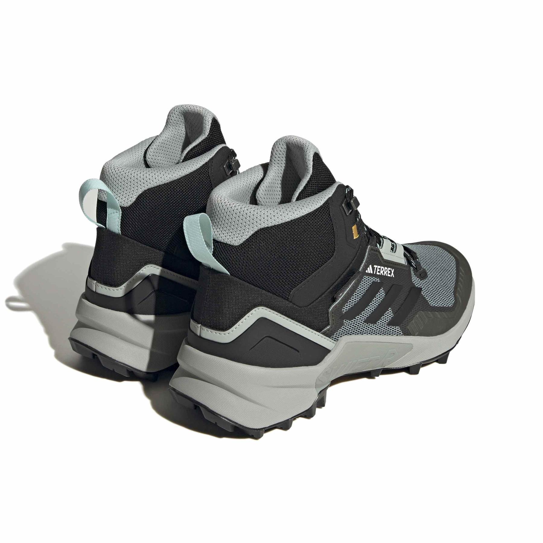 product/2/0/2025_09_adidas_if2401_7_footwear_photography_back_lateral_top_view_white.jpg