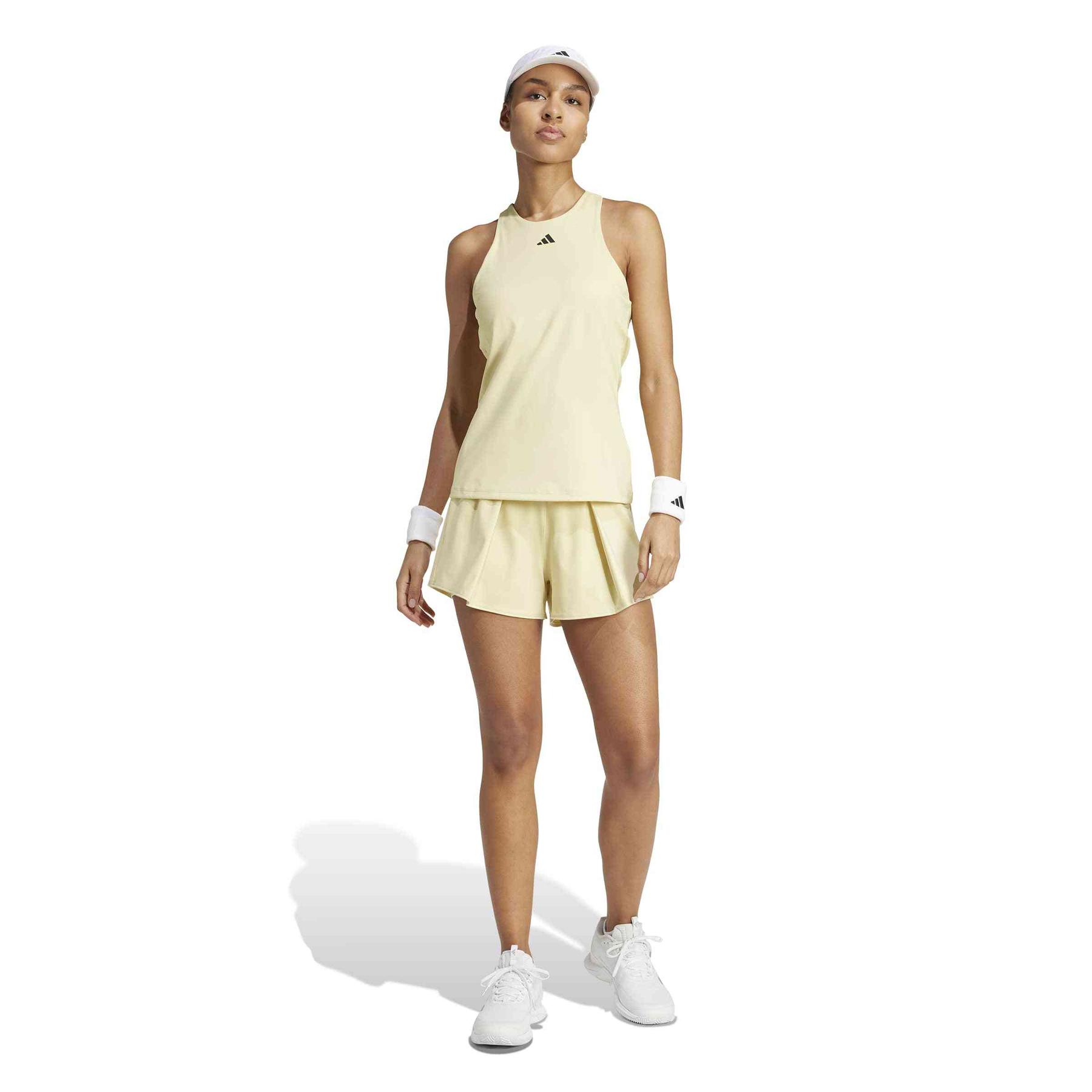 product/2/0/2025_09_adidas_jg3642_5_apparel_on_model_standard_outfit_view_white.jpg