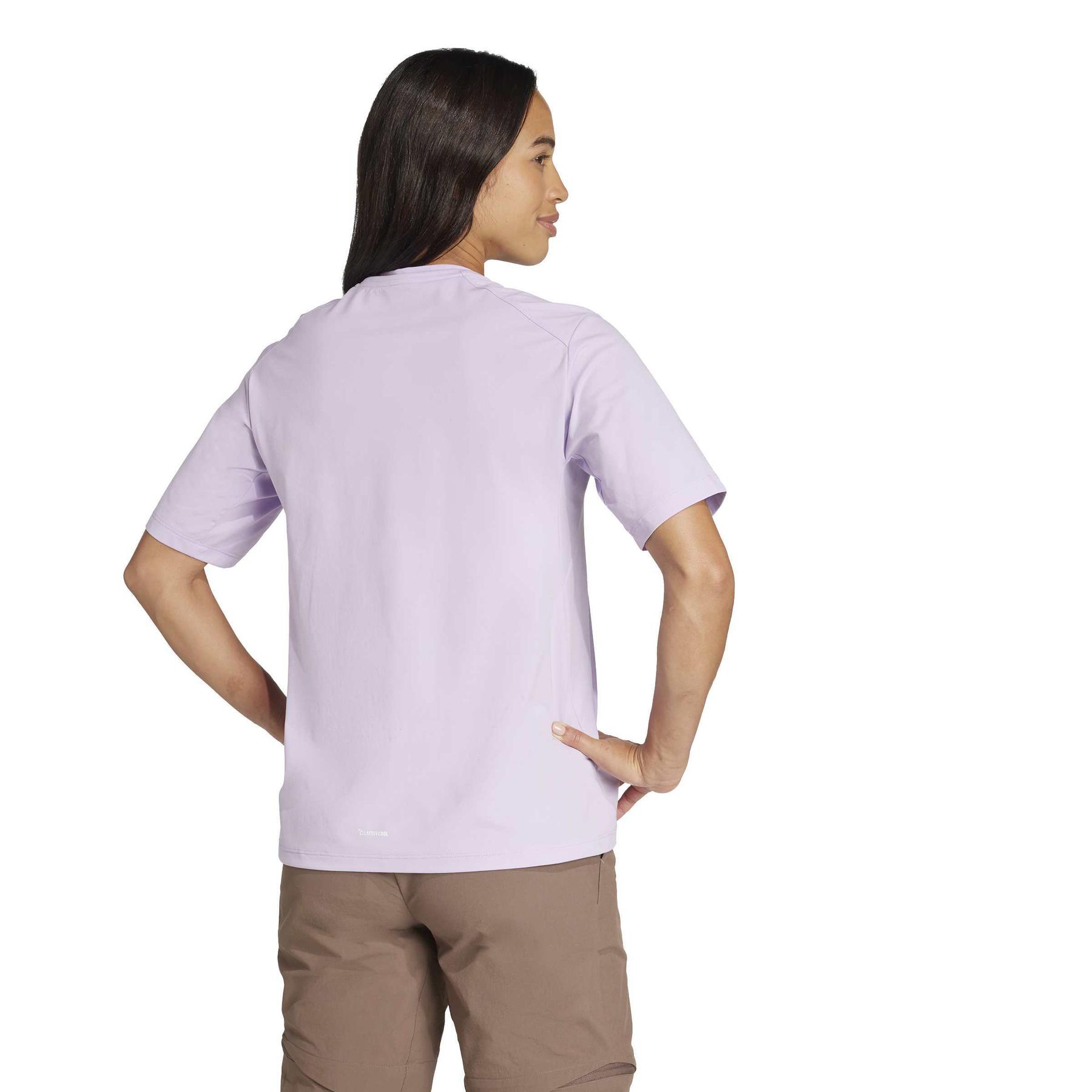 product/2/0/2025_09_adidas_jn3890_3_apparel_on_model_back_view_white.jpg