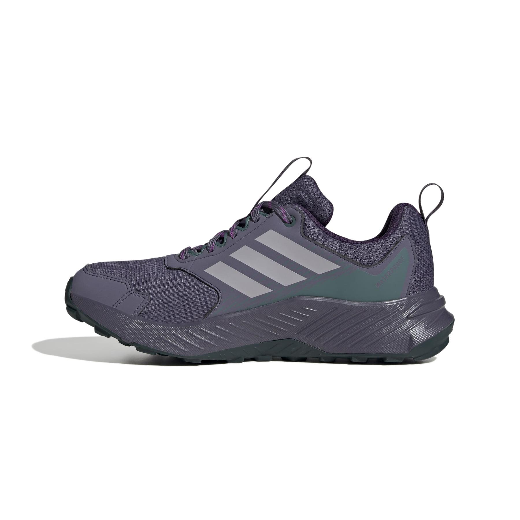 product/2/0/2025_adidas_jr7775_5_footwear_photography_side_medial_center_view_white.jpg