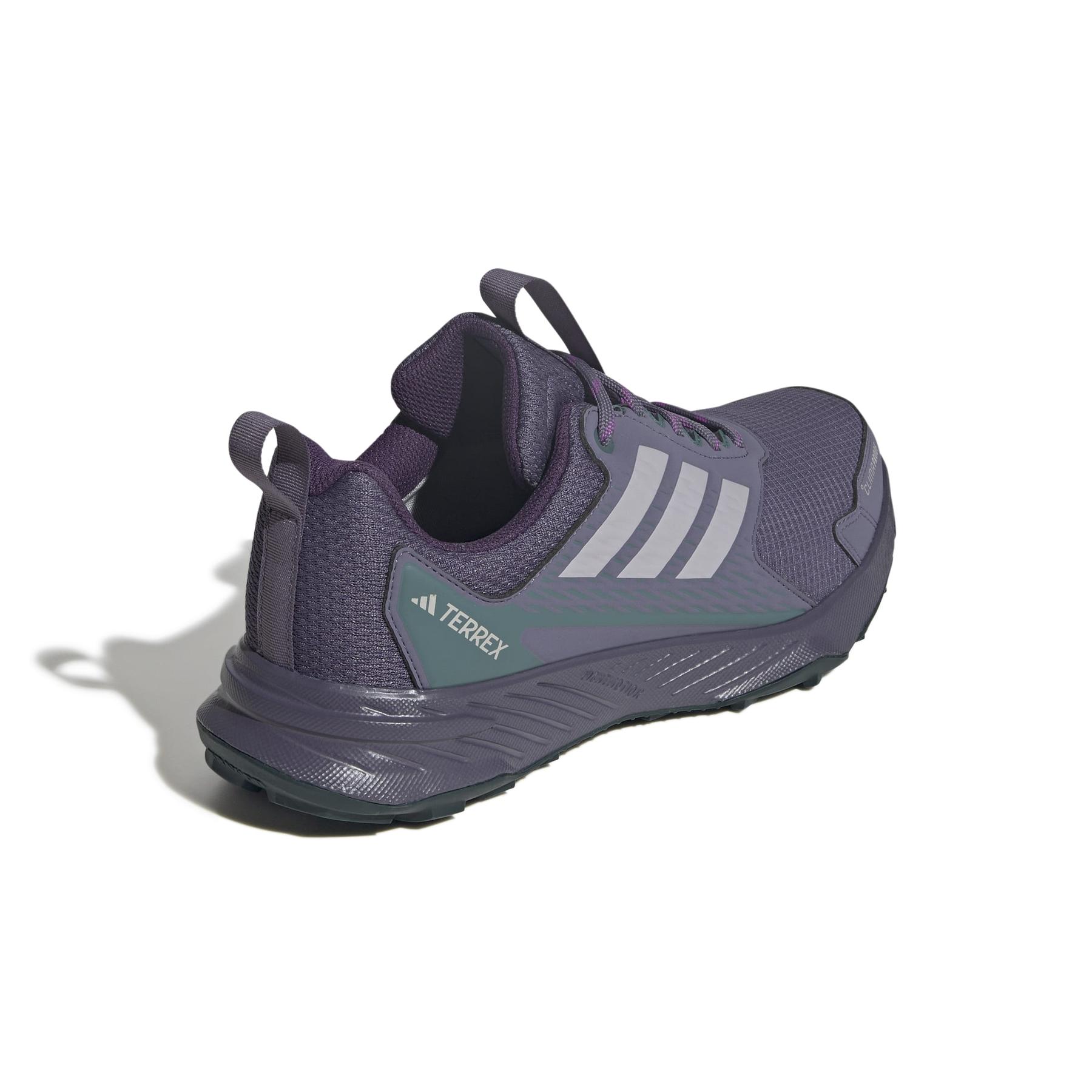 product/2/0/2025_adidas_jr7775_7_footwear_photography_back_lateral_top_view_white.jpg